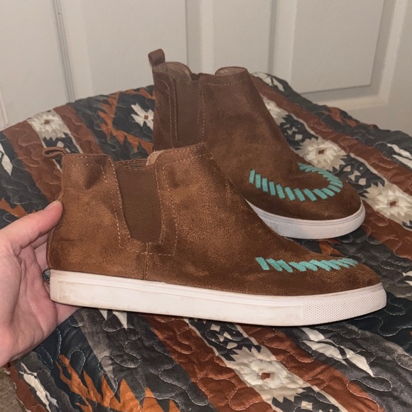 Crazy Train Brown Suede Ankle Boots with Blue Stitching - Picture 6 of 6